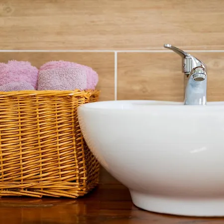 Steddueoro לינה וארוחת בוקר