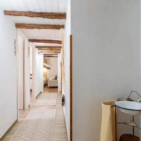 לינה וארוחת בוקר Steddueoro באוני